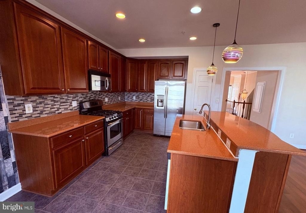 635 Whetstone Glen Street - Photo 8