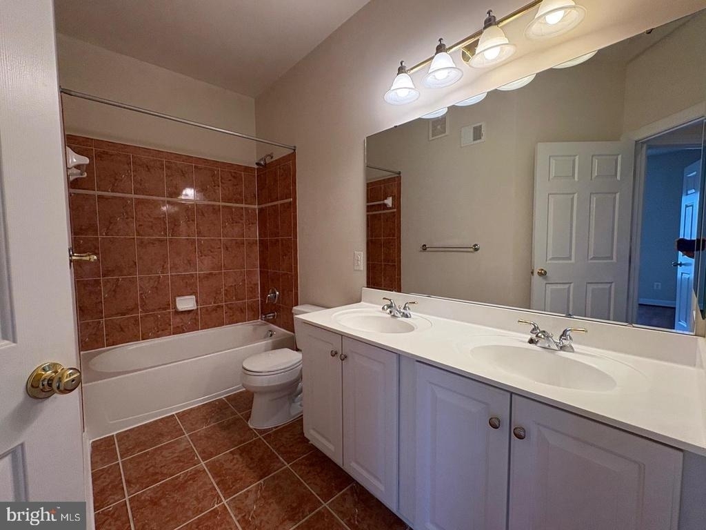 635 Whetstone Glen Street - Photo 33