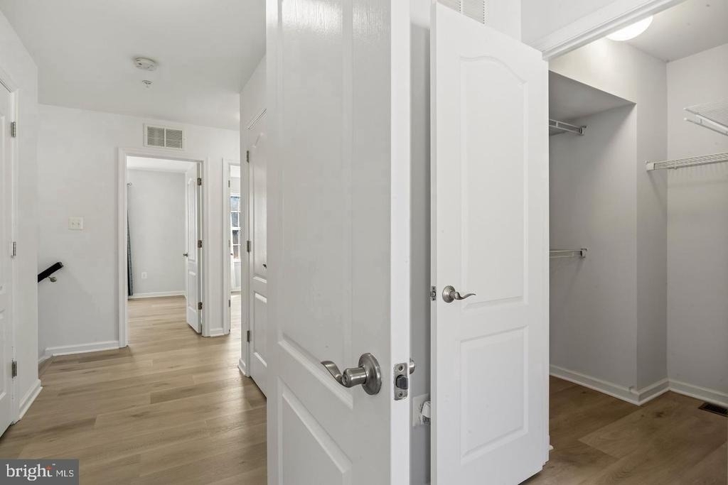 3556 Woodlake Drive - Photo 33