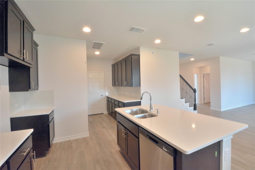349 Capstone Rd - Photo 4