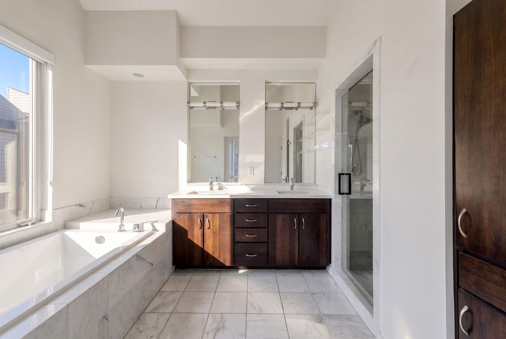 1500 Summit St - Photo 14