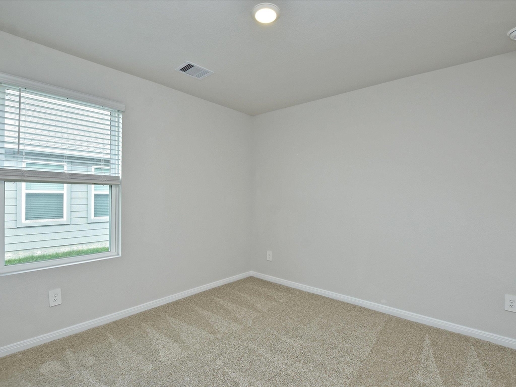 1305 Camden Ln - Photo 18
