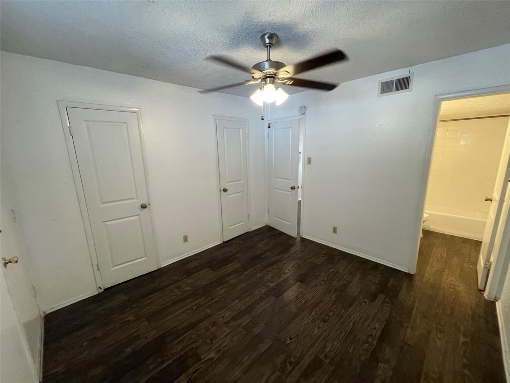 2801 Hemphill Park - Photo 4