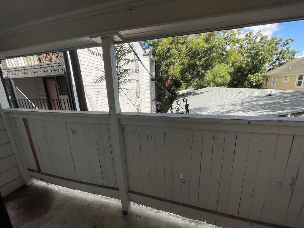 2801 Hemphill Park - Photo 8
