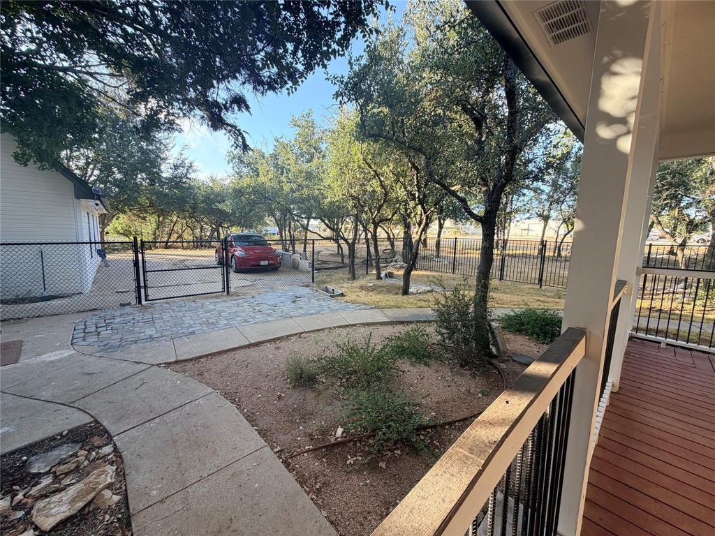 7130 Ranch 2338 Rd - Photo 27
