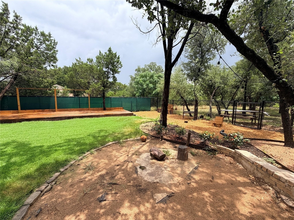 7130 Ranch 2338 Rd - Photo 36