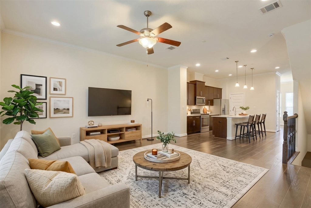 12209 Terraza Cir - Photo 0