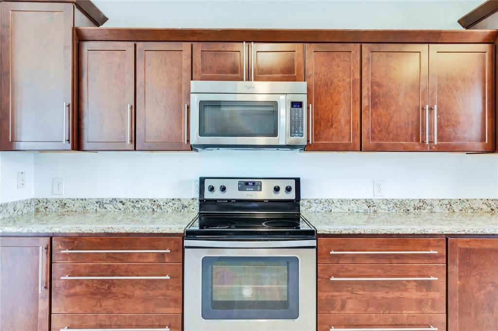 2611 University Park - Photo 7