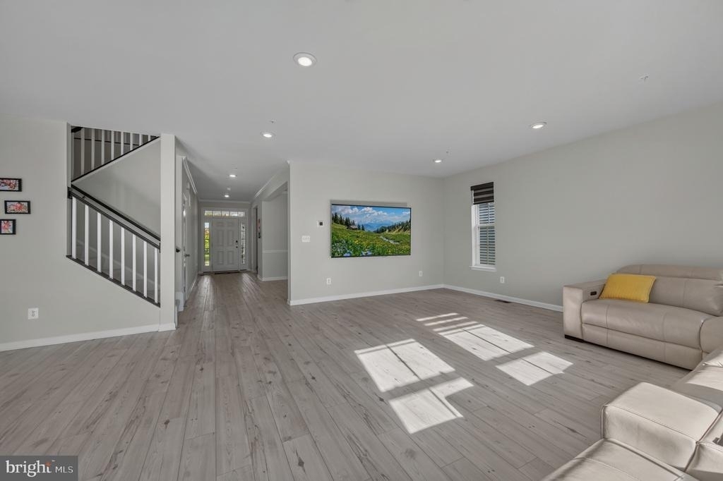 1128 Miller Farm Drive - Photo 3