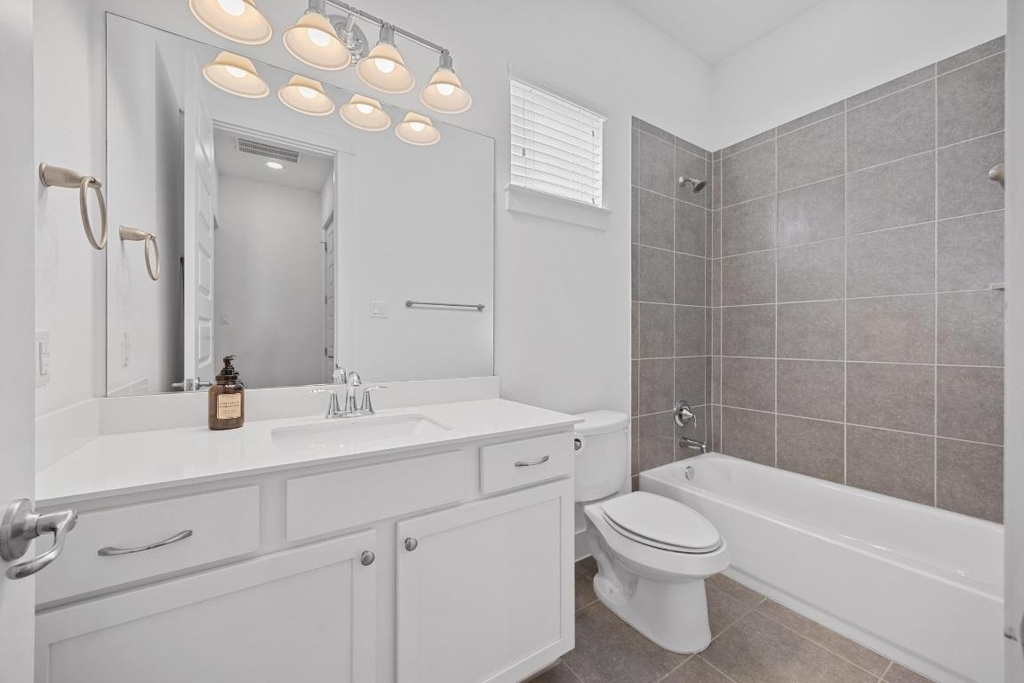 13701 Ronald Reagan Blvd - Photo 11
