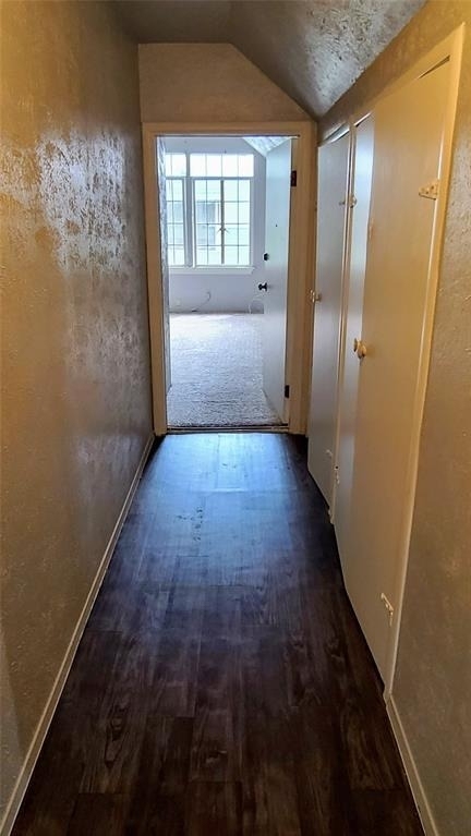 1913 Robbins Pl - Photo 1