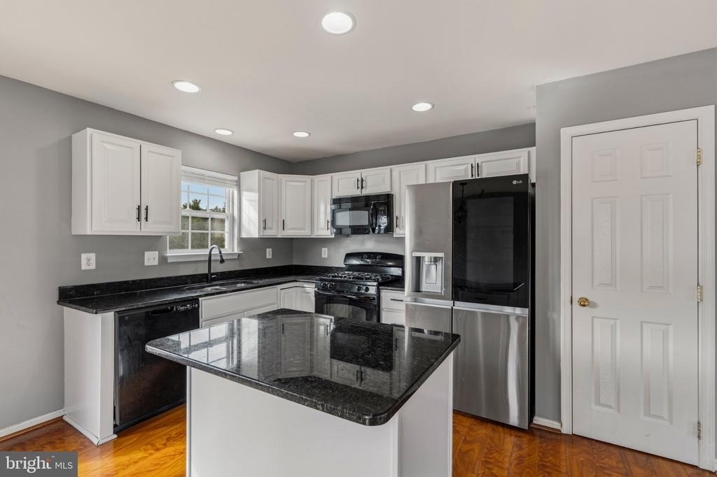 3417 Amberton Court - Photo 8