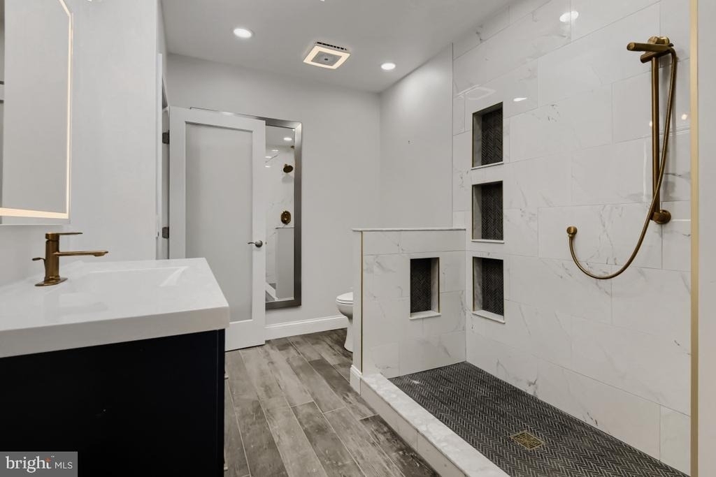 715 S Curley Street - Photo 12