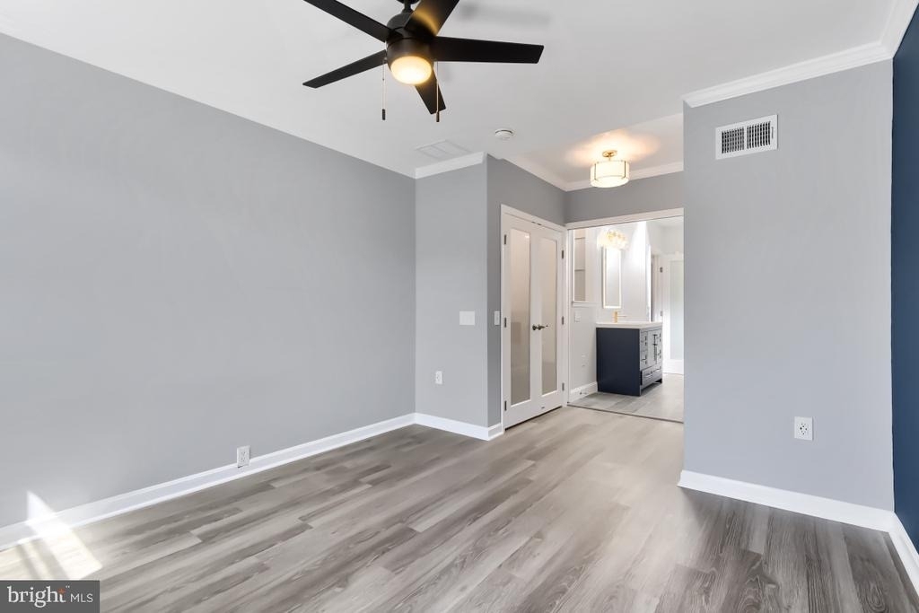 715 S Curley Street - Photo 15
