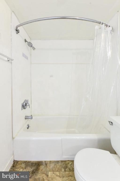1 E University Parkway - Photo 15