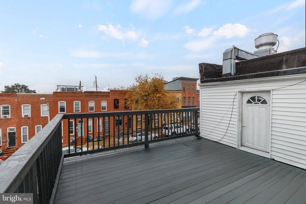 3301 Foster Avenue - Photo 13