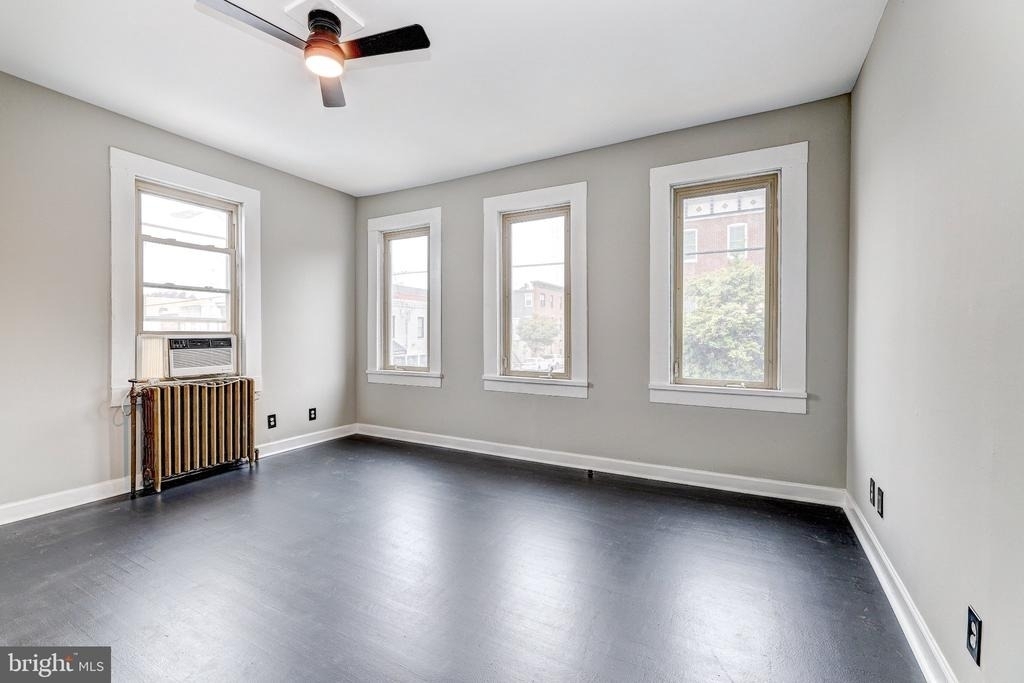 3301 Foster Avenue - Photo 12