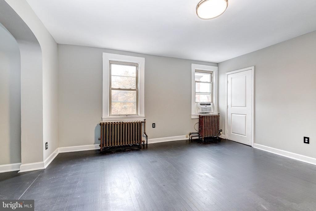 3301 Foster Avenue - Photo 0