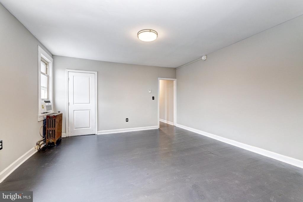 3301 Foster Avenue - Photo 1