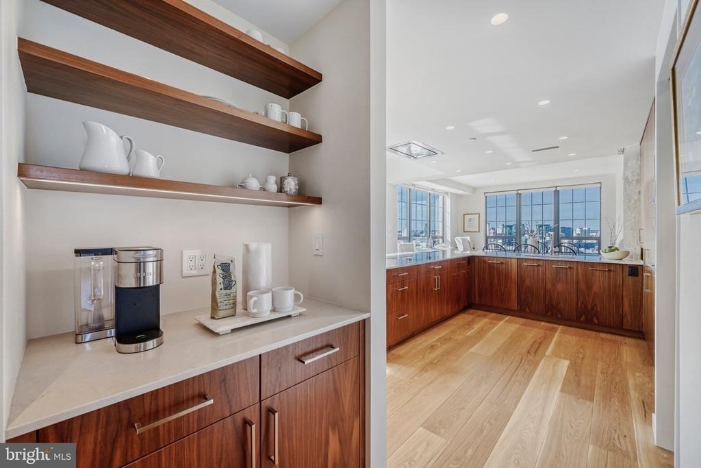 1200 Steuart Street - Photo 15