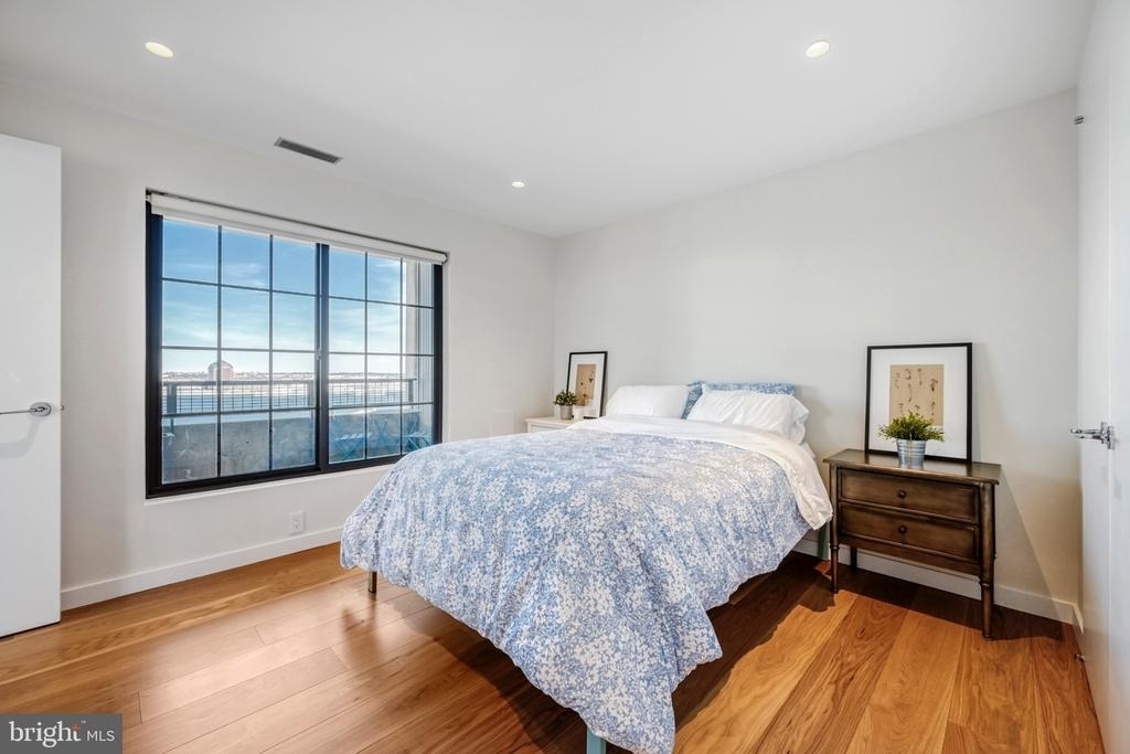 1200 Steuart Street - Photo 26