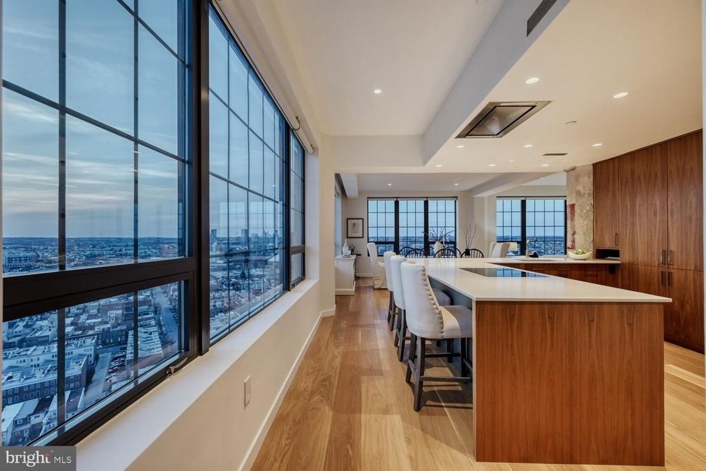 1200 Steuart Street - Photo 3