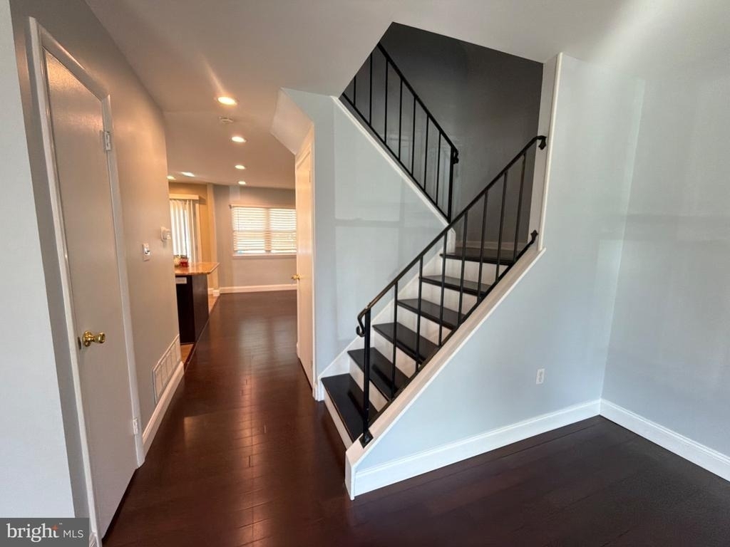 117 Elliot Street - Photo 4