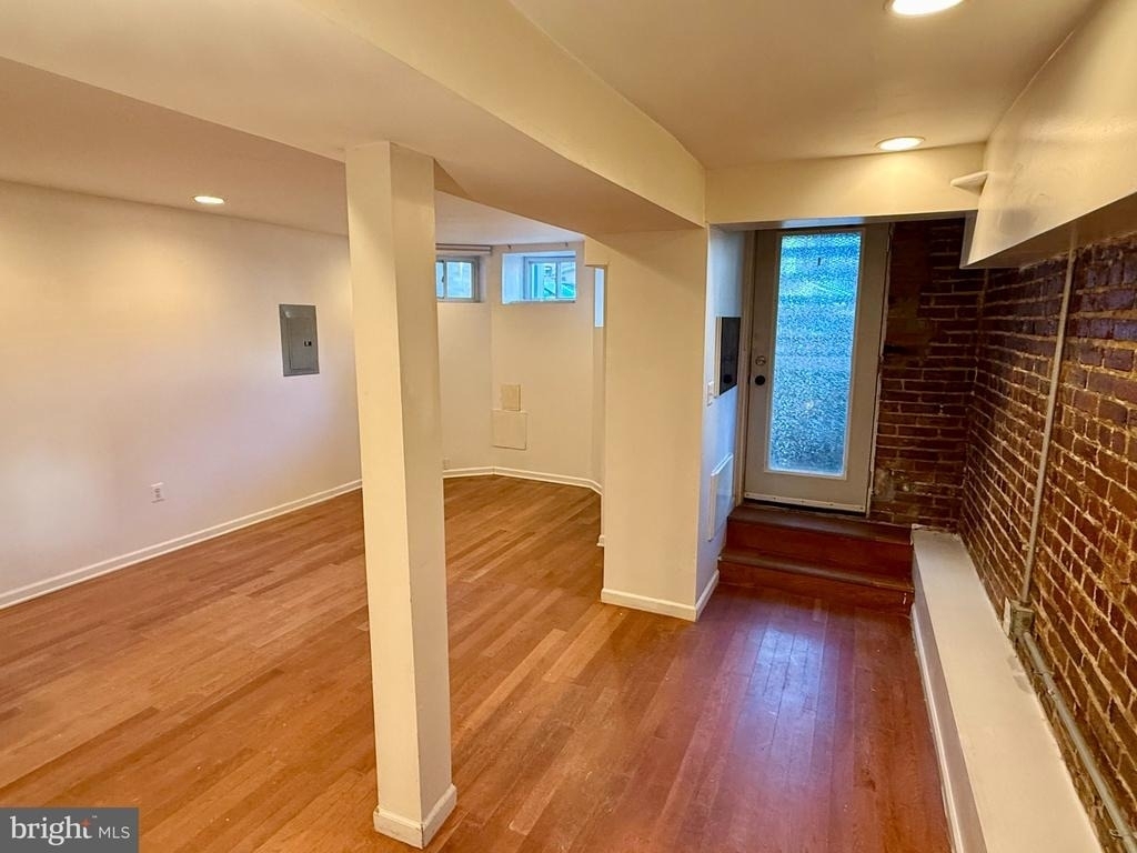 2711 11th Street Nw - Photo 3