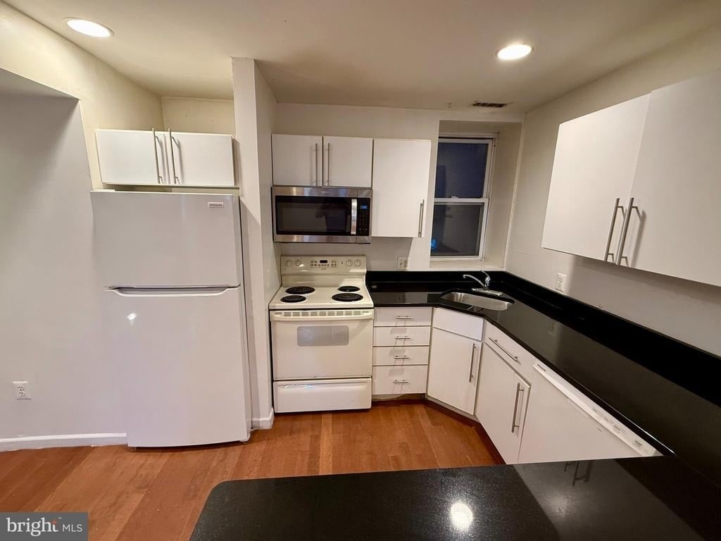 2711 11th Street Nw - Photo 5