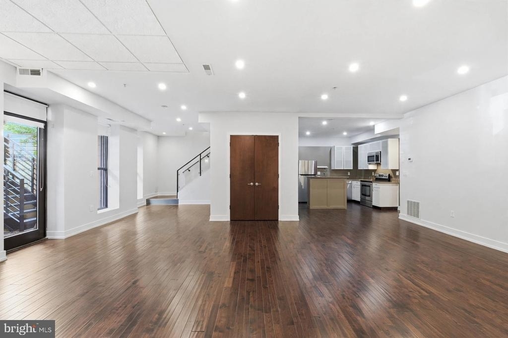 1931 12th Street Nw - Photo 3