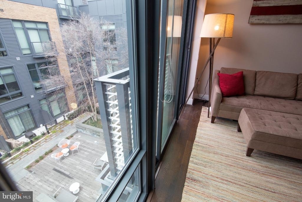 525 Water Street Sw - Photo 3