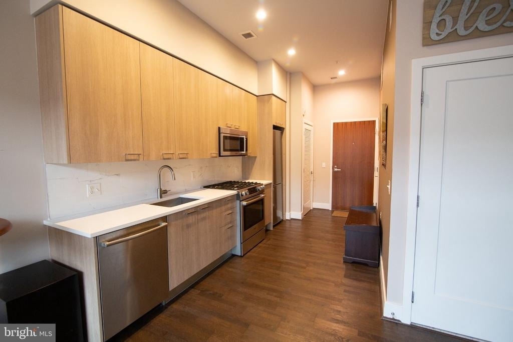 525 Water Street Sw - Photo 4