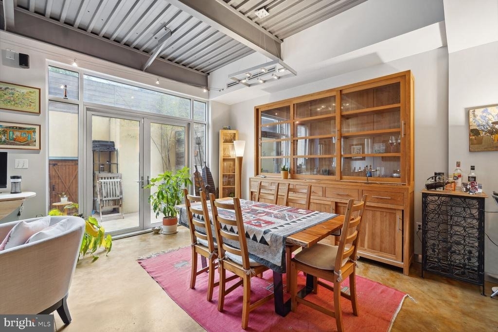 2351 Champlain Street Nw - Photo 5