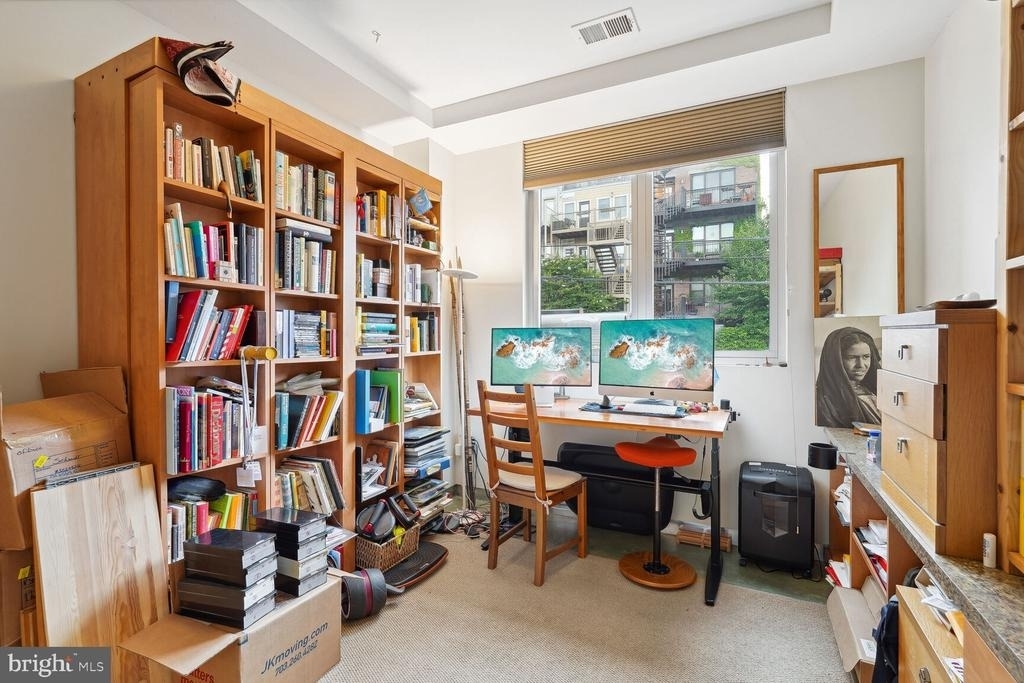 2351 Champlain Street Nw - Photo 9