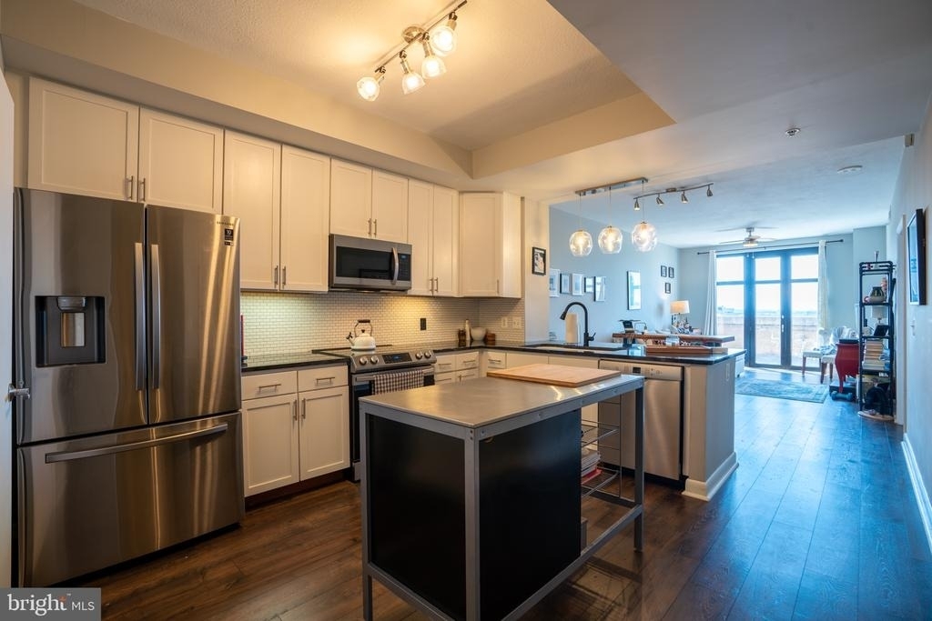 400 Massachusetts Avenue Nw - Photo 2