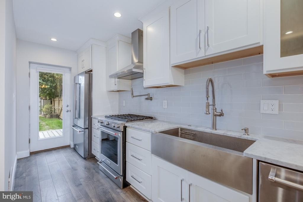 435 Ridge Street Nw - Photo 11