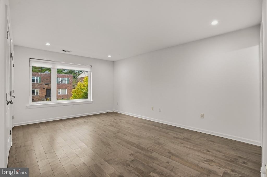 4442 B Street Se - Photo 7