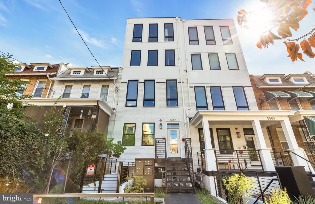 5507 7th Street Nw - Photo 33