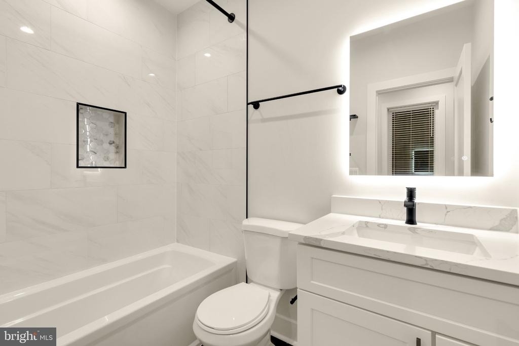 5507 7th Street Nw - Photo 27