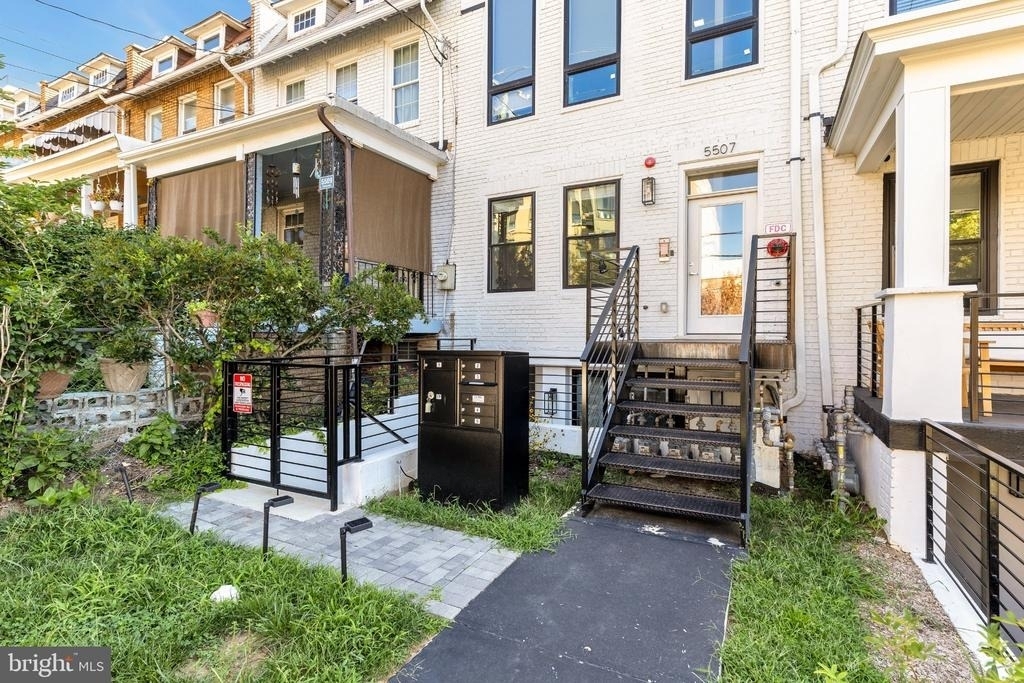 5507 7th Street Nw - Photo 32