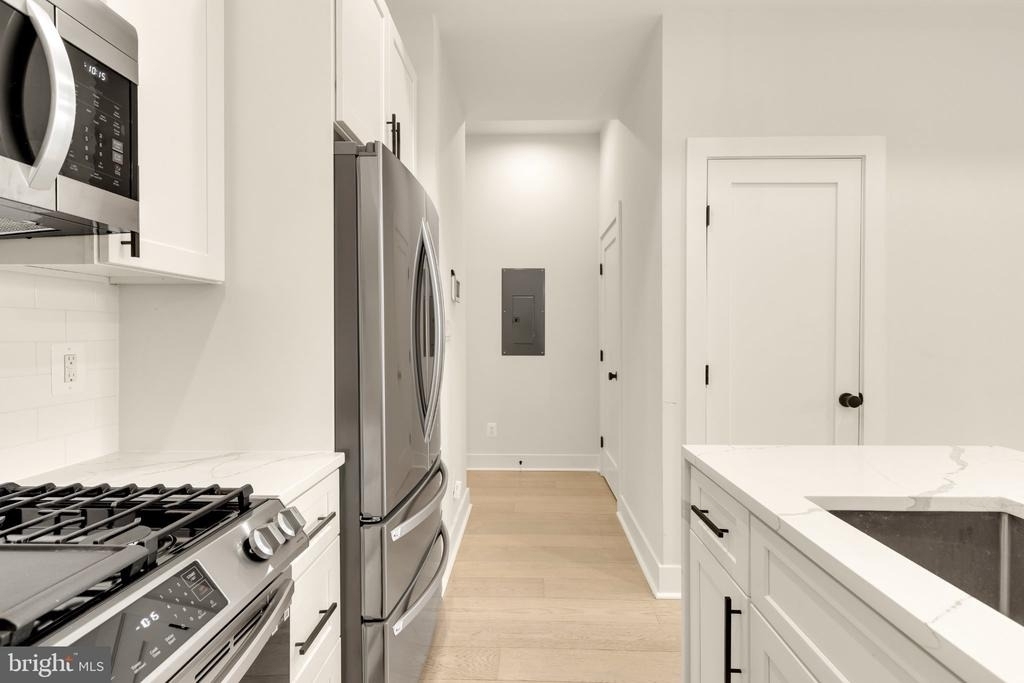 5507 7th Street Nw - Photo 10