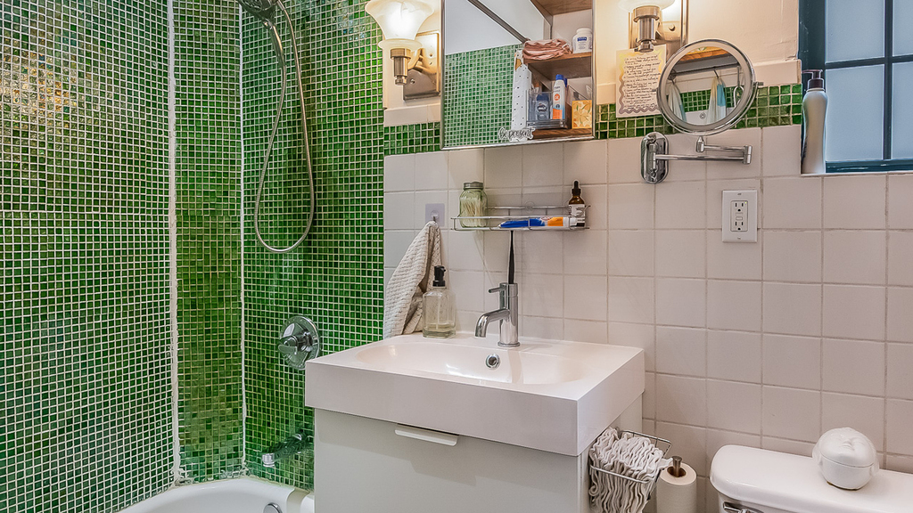 552 Lincoln Pl - Photo 11