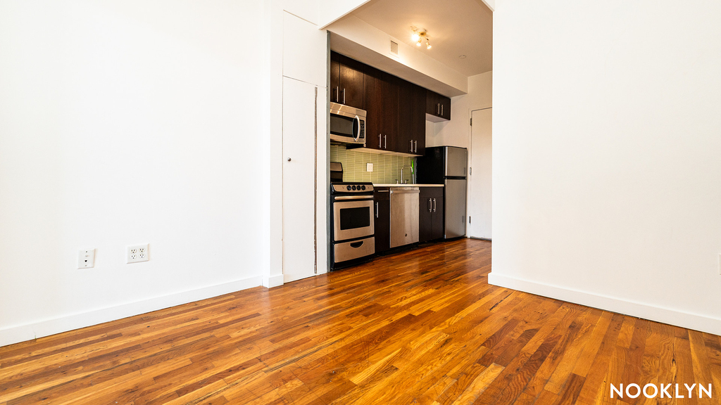 184 Noll St - Photo 0
