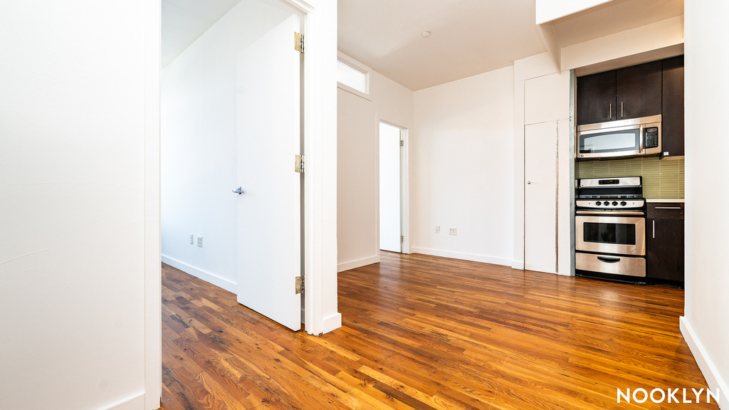 184 Noll St - Photo 10