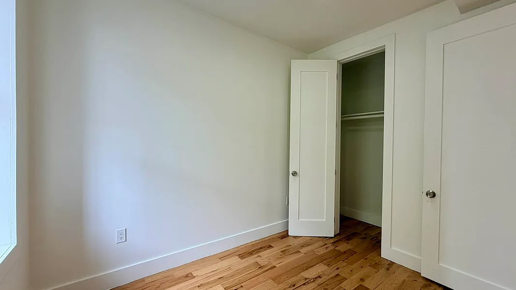 22 Patchen Ave - Photo 2