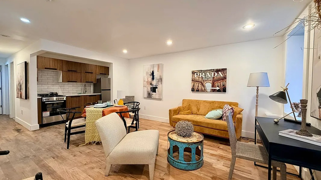 22 Patchen Ave - Photo 1