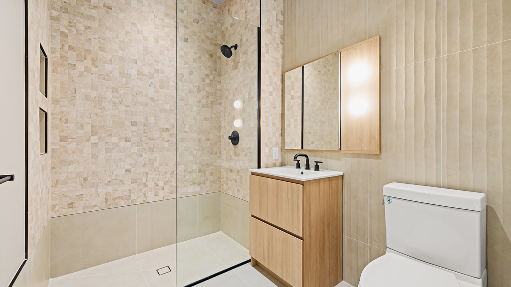 733 Lincoln Pl - Photo 3