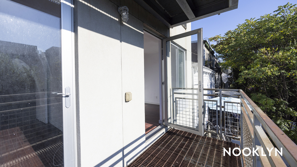 286 Stanhope St - Photo 8
