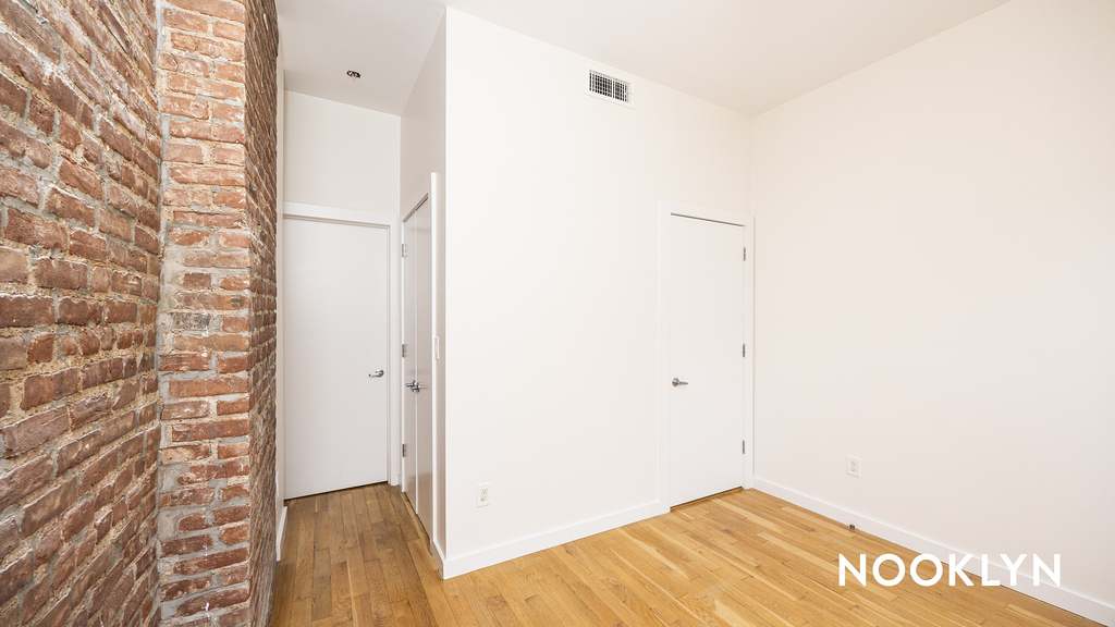 417 Suydam St - Photo 16
