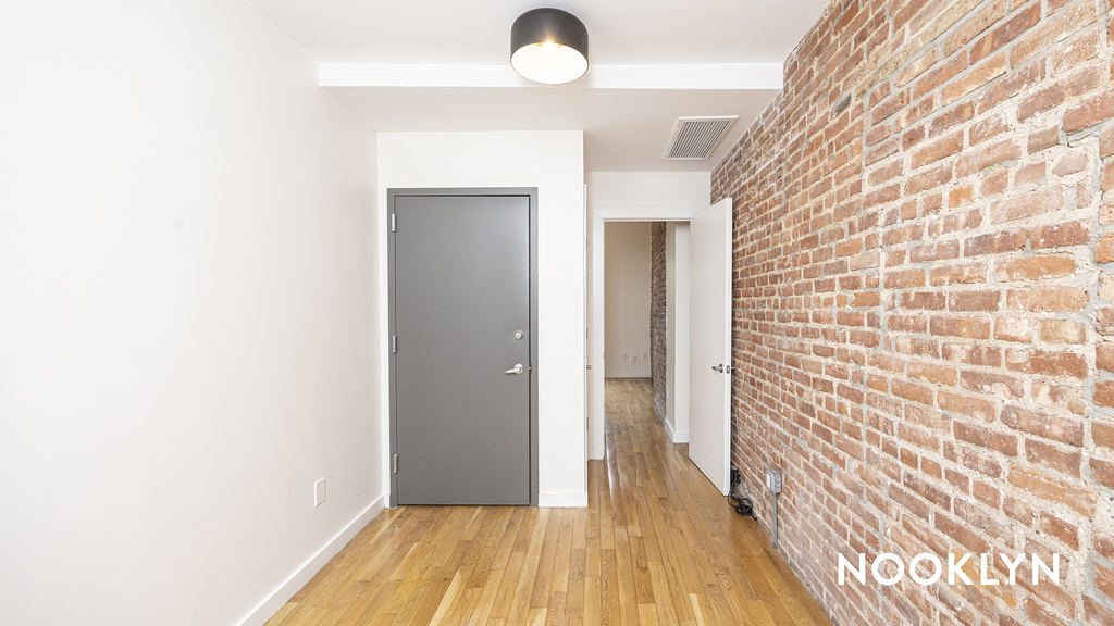 417 Suydam St - Photo 12